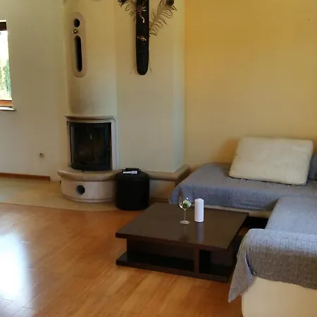 Apartment Sumartin شقة