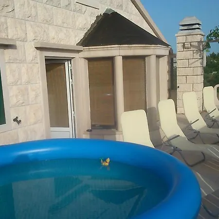 Apartment Sumartin * Sumartin