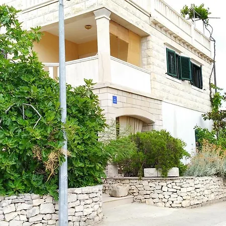 Apartment Sumartin *